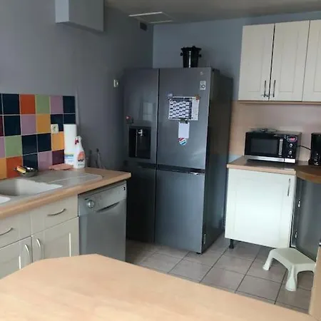 Maison Conviviale Aux Abords De La Vieille *