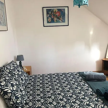 Holiday home Maison Conviviale Aux Abords De La Vieille