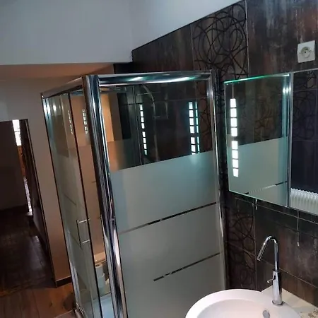 Maison Conviviale Aux Abords De La Vieille